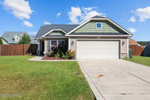 1228 Teakwood Dr, Greenville, NC 27834