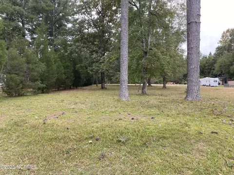 745 Truitt Rd, New Bern, NC 28560