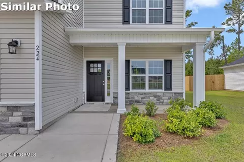 224 Lookout Ln, Sneads Ferry, NC 28460