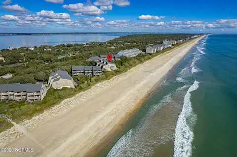 545 Salter Path Rd #D6, Pine Knoll Shores, NC 28512