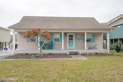 6905 E Oak Island Dr, Oak Island, NC 28465