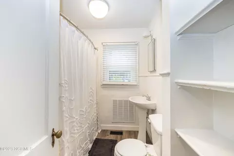 429 E Main St, Biscoe, NC 27209 photo 8