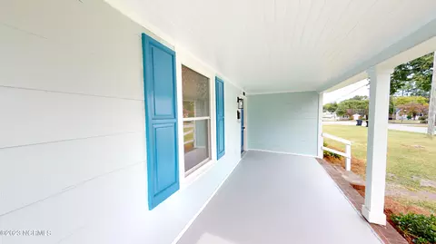 106 N 12th St, Erwin, NC 28339 photo 4