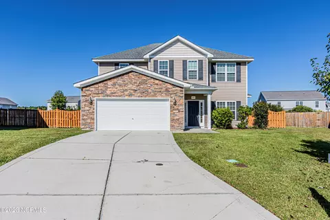 605 Marseille Ct, Jacksonville, NC 28546