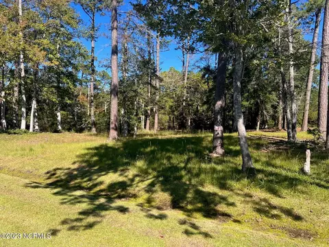 176 Genoes Point Rd SW, Supply, NC 28462