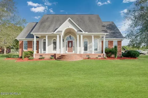 3885 Butts Ln, Greenville, NC 27858