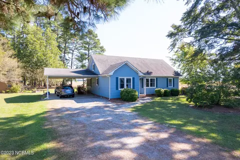 514 Meadstown Rd, Elizabeth City, NC 27909