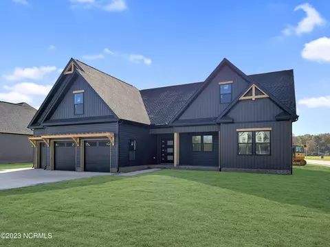 201 Pleasant Dr, Elizabeth City, NC 27909