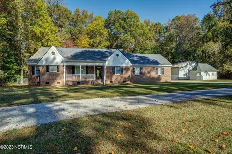 2862 Webbs Chapel Rd, Macclesfield, NC 27852