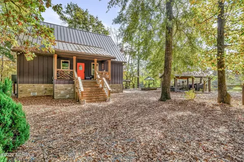 248 N River Bluff Dr, Willard, NC 28478