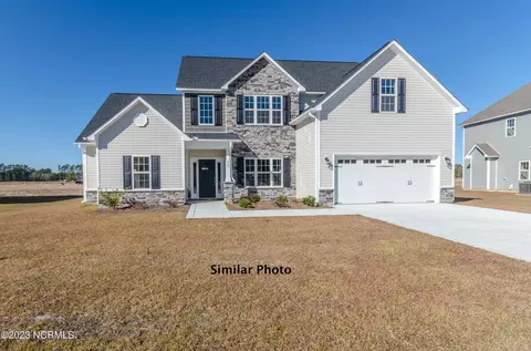 636 Indigo Johnston Dr, Jacksonville, NC 28546