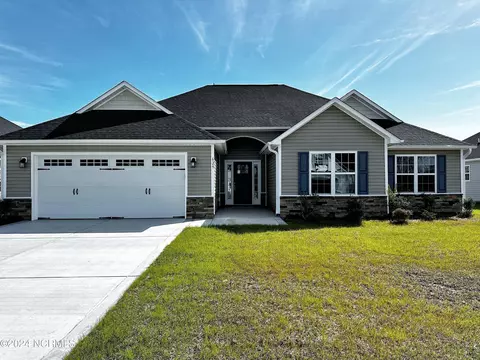 629 Indigo Johnston Dr, Jacksonville, NC 28546