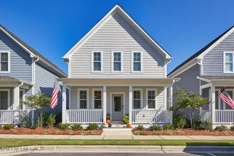 255 Manning Sq, Southern Pines, NC 28387