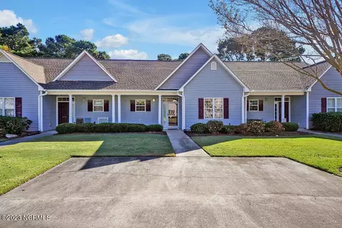 5076 Wyncie Wynd, Southport, NC 28461