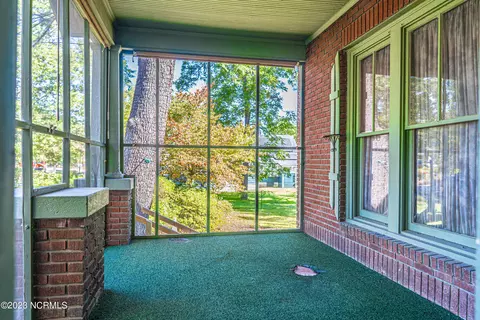 519 Champlain St, Hamlet, NC 28345 photo 10