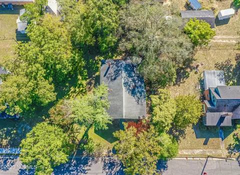 519 Champlain St, Hamlet, NC 28345 photo 12