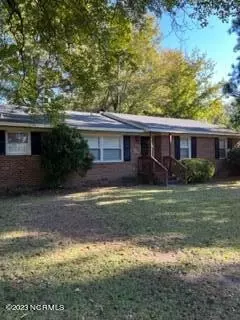 2306 Riley Rd, Kinston, NC 28504