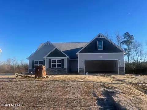 514 Isaac Branch Dr, Jacksonville, NC 28546