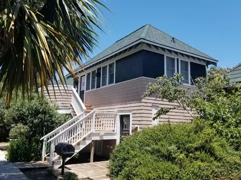 2521 Earl Of Craven Ct, Bald Head Island, NC 28461