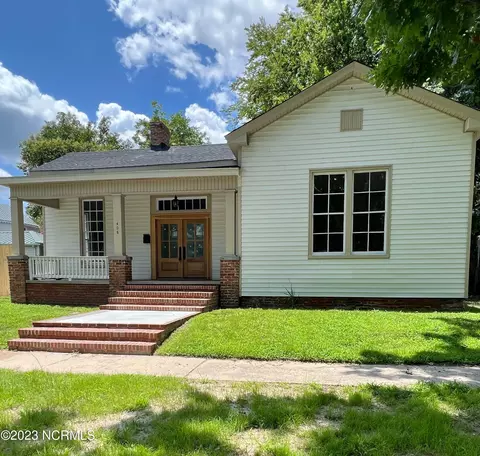 406 St Patrick St, Tarboro, NC 27886