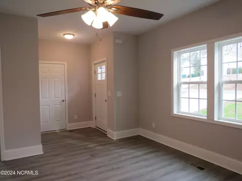 285 Spring Lake Dr, Pinehurst, NC 28374 photo 8