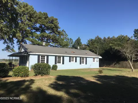 221 Pollard St #A/B, Greenville, NC 27834