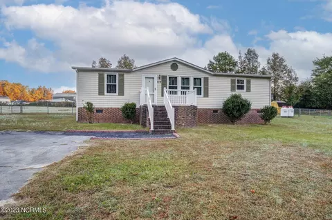 115 Leonard Ct, Willow Spring, NC 27592 photo 2
