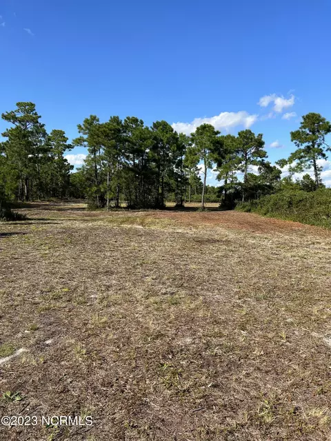 401 Elgin Rd, Hubert, NC 28539 photo 13
