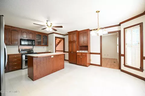 108 Chris St, Mount Olive, NC 28365 photo 13