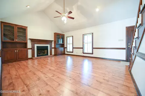 108 Chris St, Mount Olive, NC 28365 photo 9