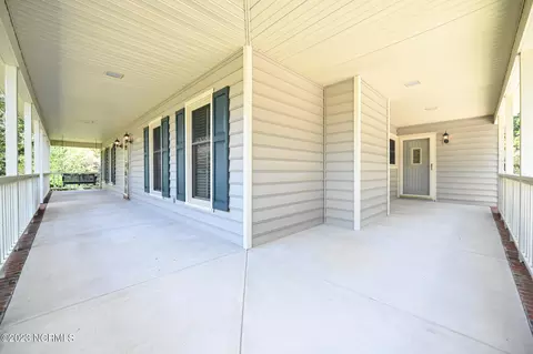 108 Chris St, Mount Olive, NC 28365 photo 6