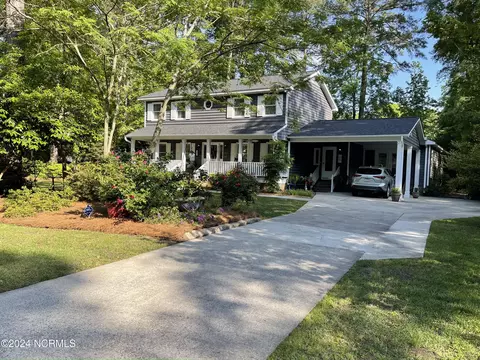 1314 Rondo Dr, Greenville, NC 27858