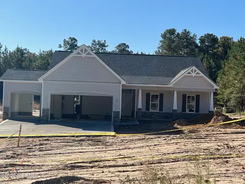 120 Hickory Pointer Way, Cameron, NC 28326