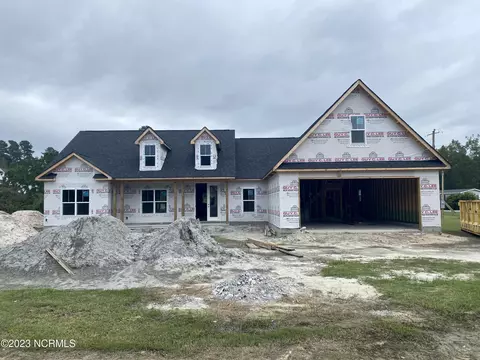 34 Crowley Ln, Burgaw, NC 28425