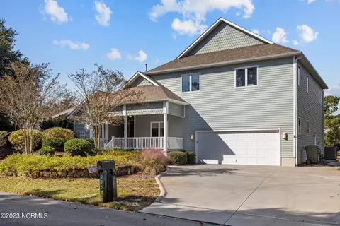 Exterior - 205 Windjammer E, Emerald Isle, NC 28594 photo 8 of 12