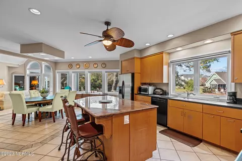 Kitchen - 205 Windjammer E, Emerald Isle, NC 28594 photo 3 of 4