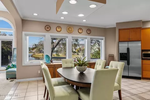 Dining - 205 Windjammer E, Emerald Isle, NC 28594 photo 1 of 3