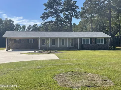 4302 New Britton Hwy E, Whiteville, NC 28472