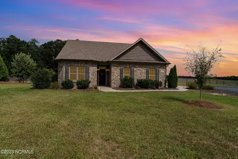 5907 Davis Mill Rd, Greensboro, NC 27406
