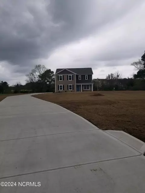 154 Bur Oaks Blvd #LOT 83, Newport, NC 28570