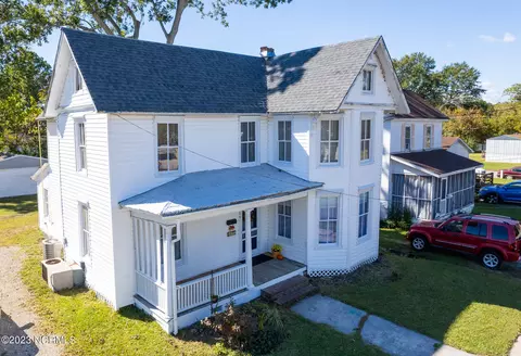 219 E Broad St, Elizabeth City, NC 27909