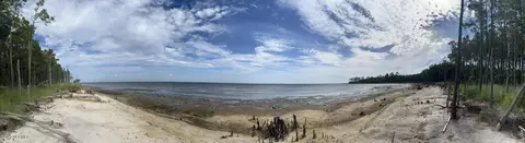 299 Garbacon Dr, Beaufort, NC 28516