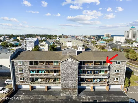 306 S Lake Park Blvd UNIT 302, Carolina Beach, NC 28428
