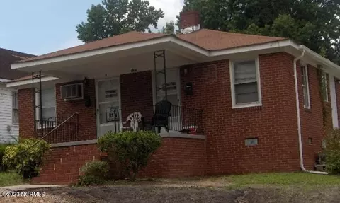 102 S Summit St, Greenville, NC 27858