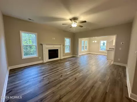 901 Marshview Ct, Hubert, NC 28539 photo 4