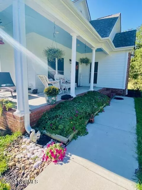 262 Paul St, Chocowinity, NC 27817 photo 5