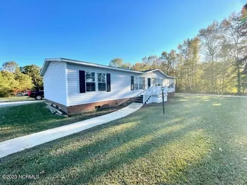107 Cockrell Ave, Kenly, NC 27542