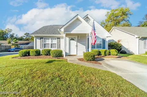 117 Oakwood Ln, Elizabeth City, NC 27909