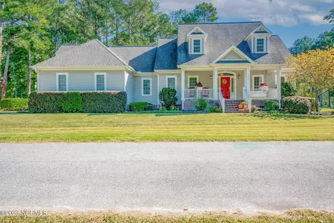 108 Scuppernong River Dr, Hertford, NC 27944