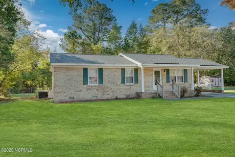 6563 Dogwood Ln, Grifton, NC 28530